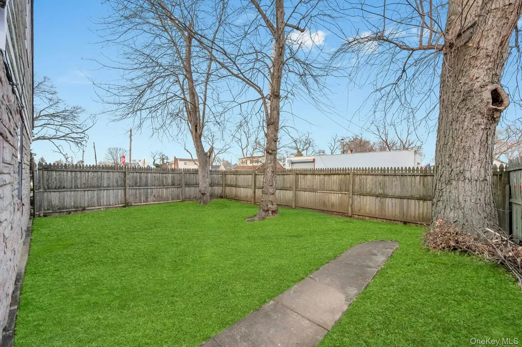 2528 Marshall Avenue Bellmore NY 11710