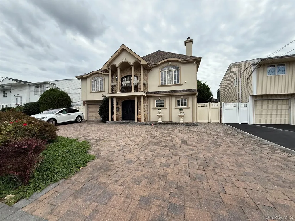 2829 Judith Drive Bellmore NY 11710