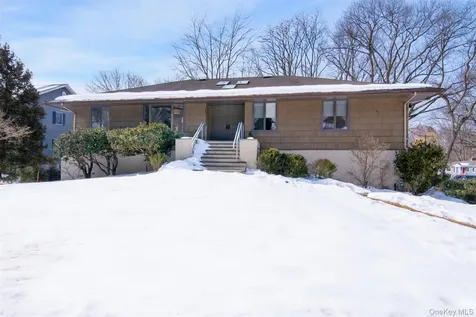 4 Ilinka Lane Irvington NY 10533