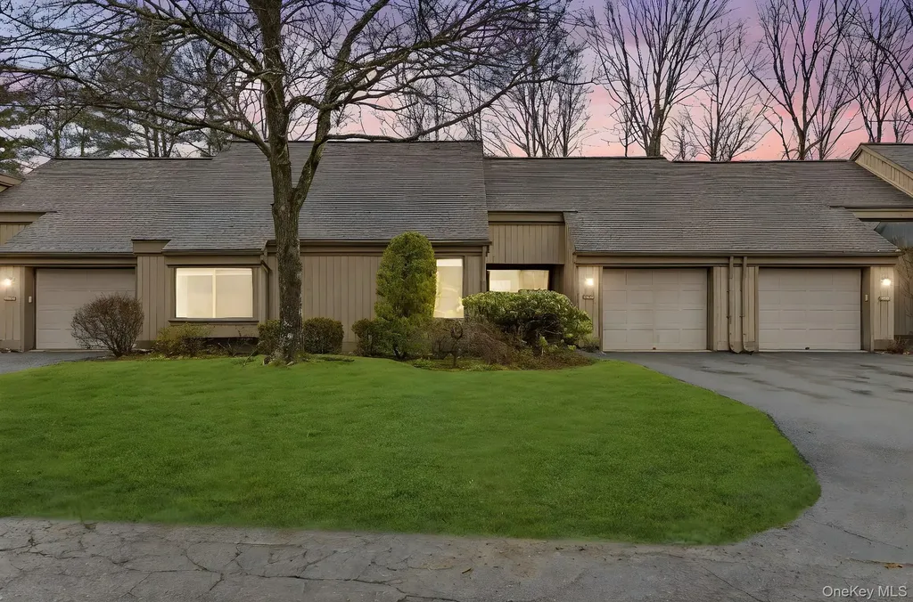 366 Heritage Hills Somers NY 10589