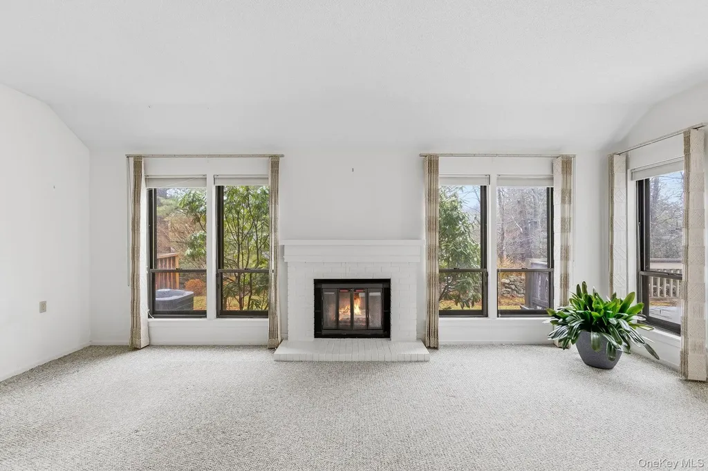 366 Heritage Hills Somers NY 10589