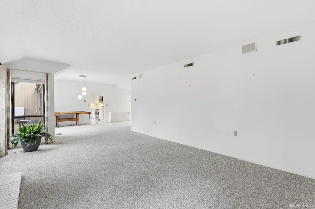 366 Heritage Hills Somers NY 10589