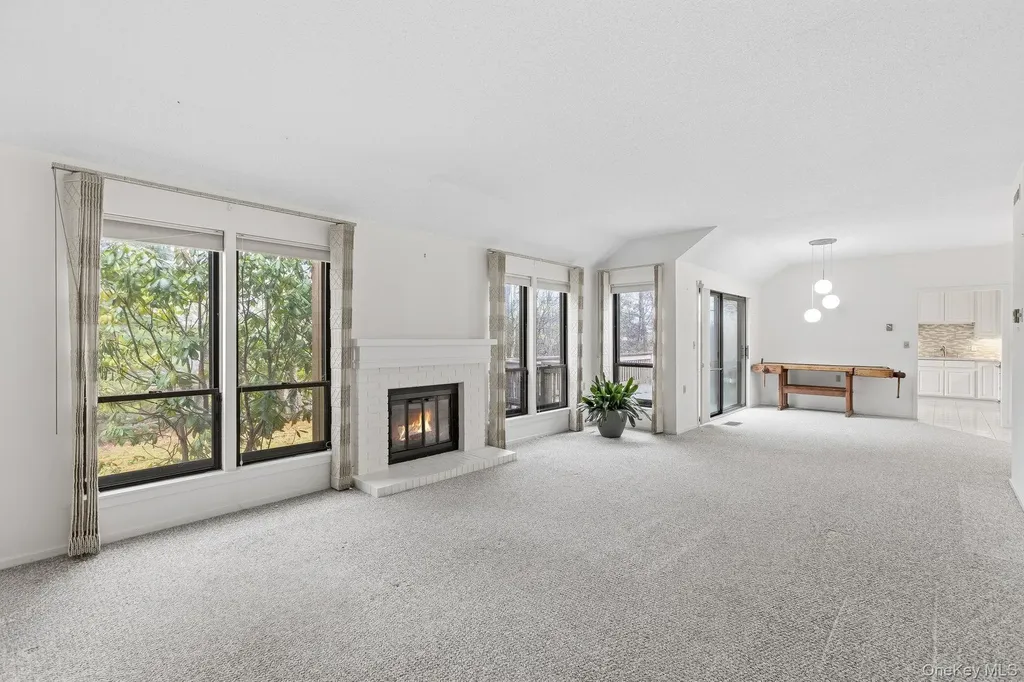 366 Heritage Hills Somers NY 10589