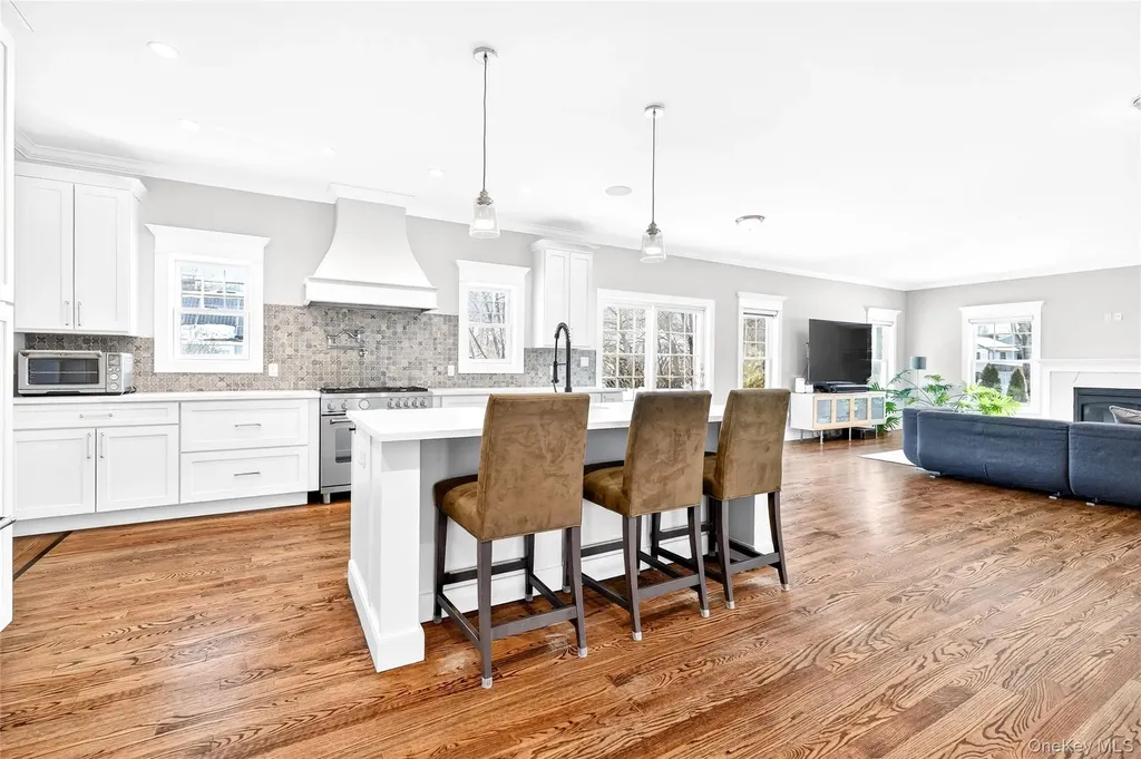 342 Willis Avenue Hawthorne NY 10532