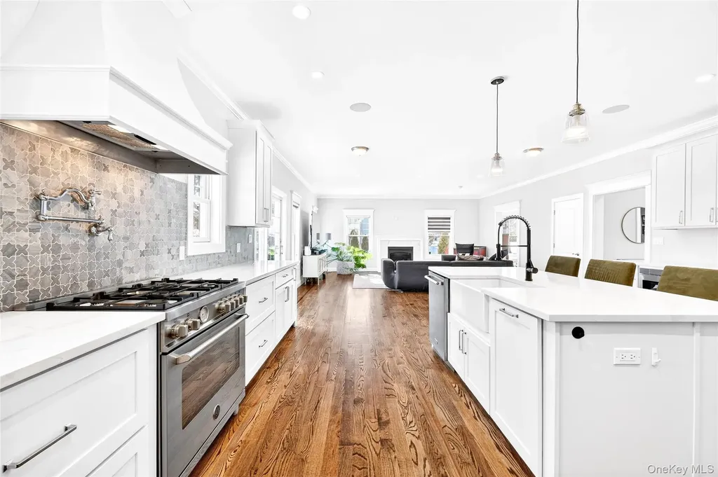 342 Willis Avenue Hawthorne NY 10532