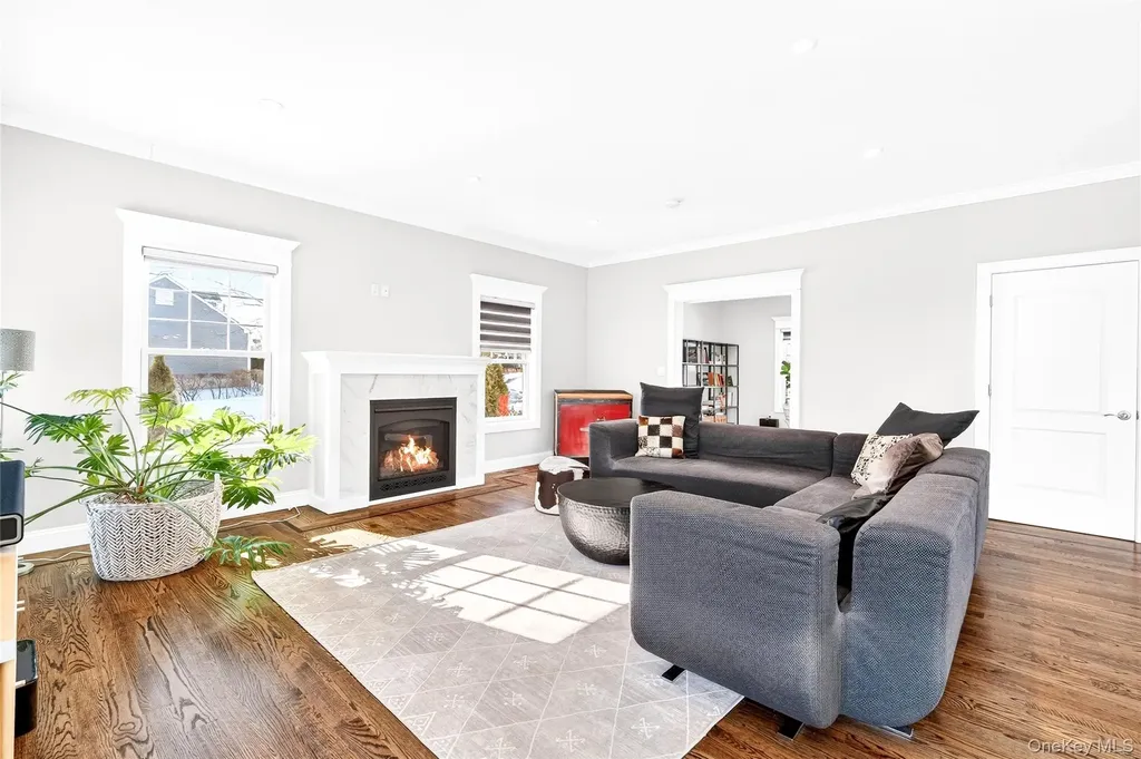 342 Willis Avenue Hawthorne NY 10532
