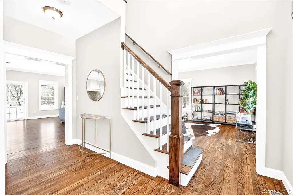 342 Willis Avenue Hawthorne NY 10532