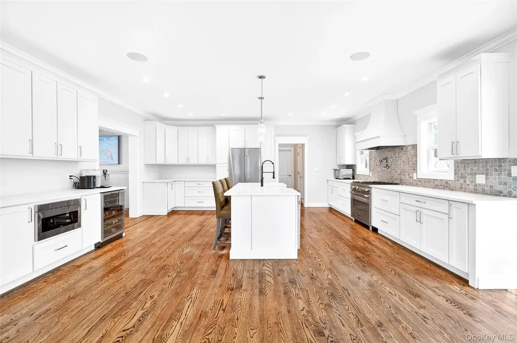 342 Willis Avenue Hawthorne NY 10532
