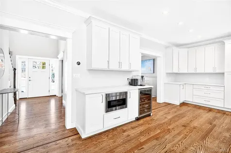 342 Willis Avenue Hawthorne NY 10532