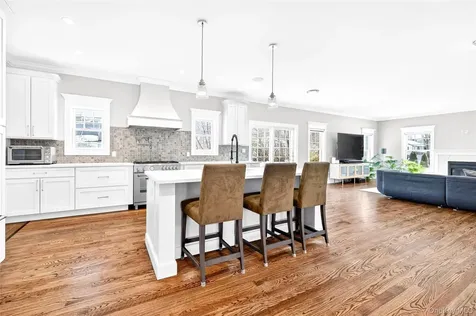 342 Willis Avenue Hawthorne NY 10532