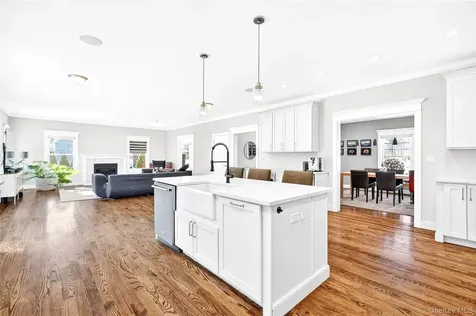 342 Willis Avenue Hawthorne NY 10532