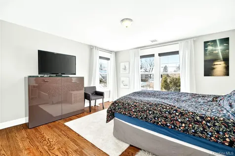 342 Willis Avenue Hawthorne NY 10532