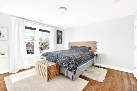 342 Willis Avenue Hawthorne NY 10532