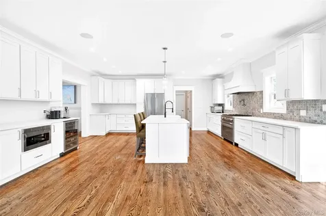 342 Willis Avenue Hawthorne NY 10532