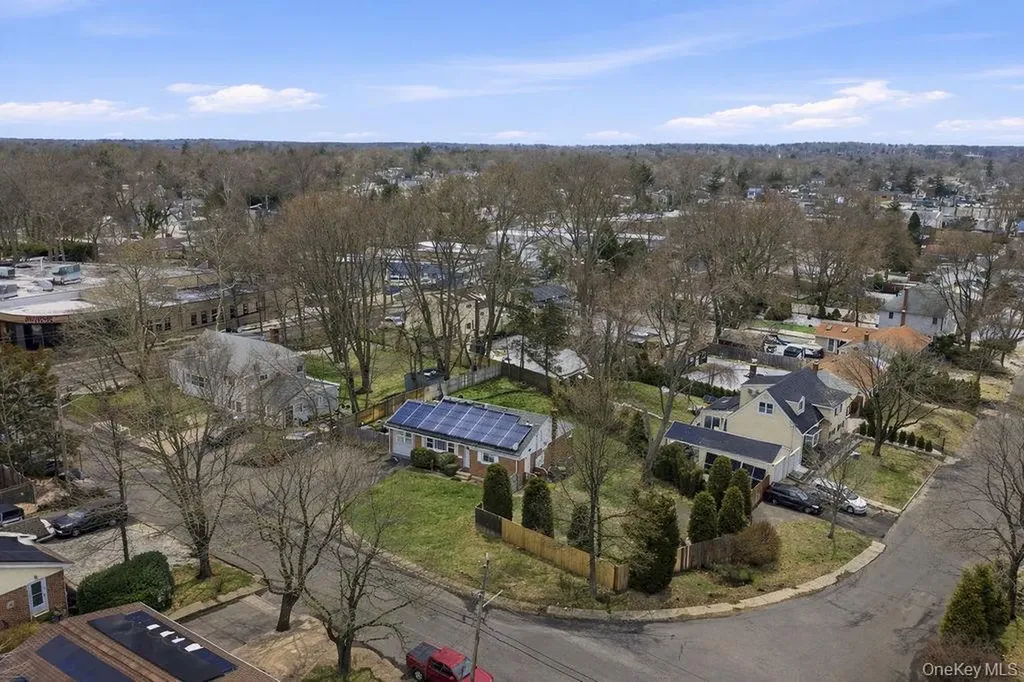 45 Oakley Drive Huntington NY 11746