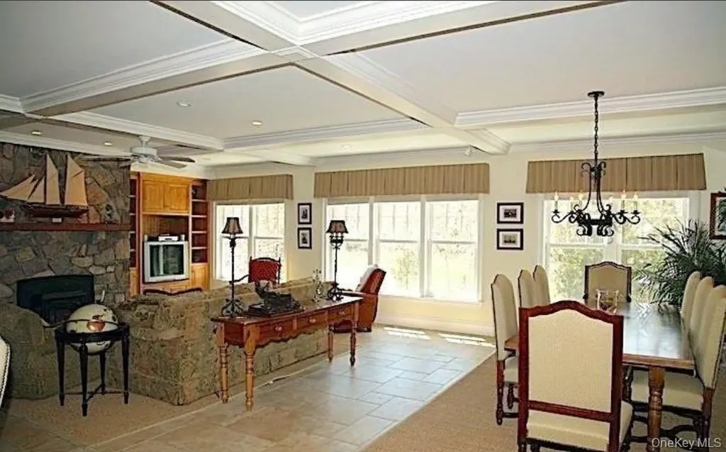 190 Jackson Landing Mattituck NY 11952