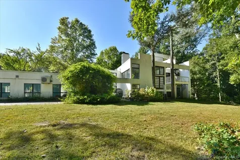 3 Mill Pond Lane Lattingtown NY 11560