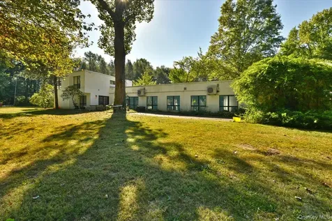 3 Mill Pond Lane Lattingtown NY 11560