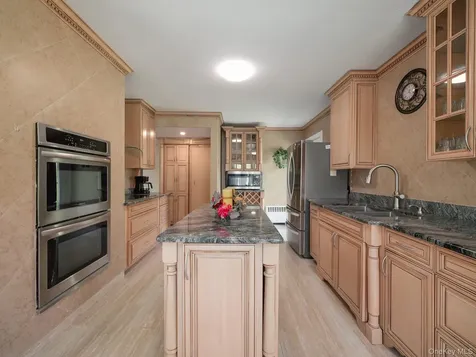 6204 Route 52 Ellenville NY 12428