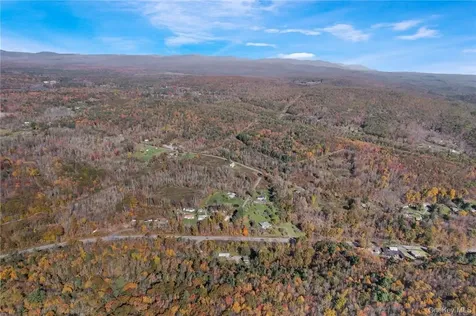 6204 Route 52 Ellenville NY 12428