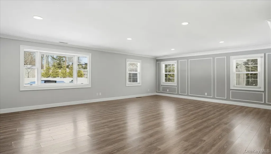 59 Sycamore Circle Stony Brook NY 11790