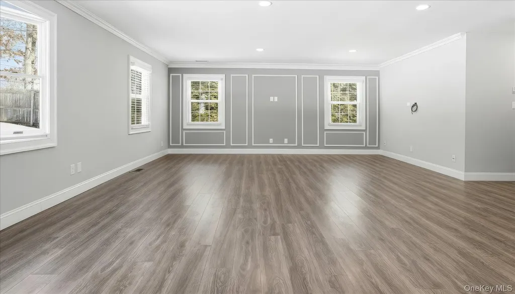 59 Sycamore Circle Stony Brook NY 11790