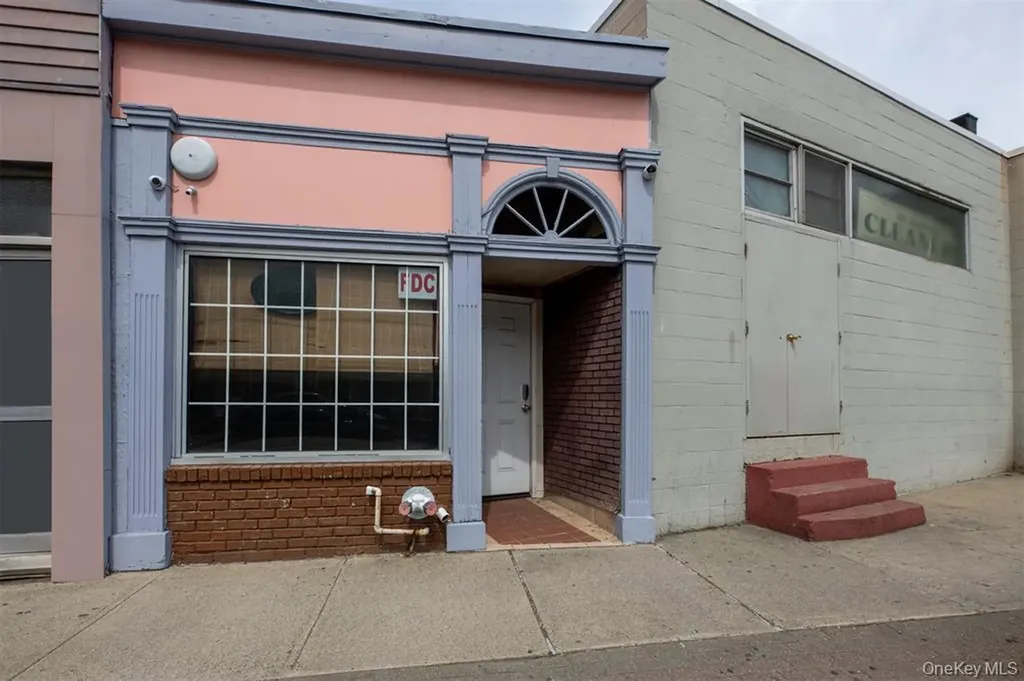 41 Lafayette Avenue Suffern NY 10901