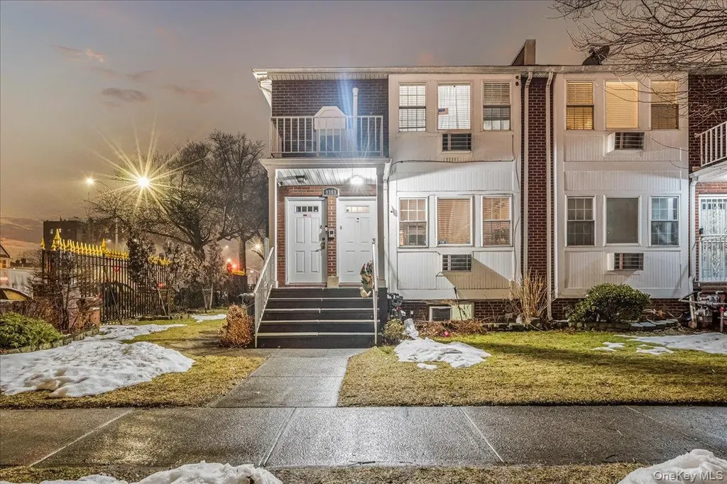 93-03 90th Avenue Woodhaven NY 11421