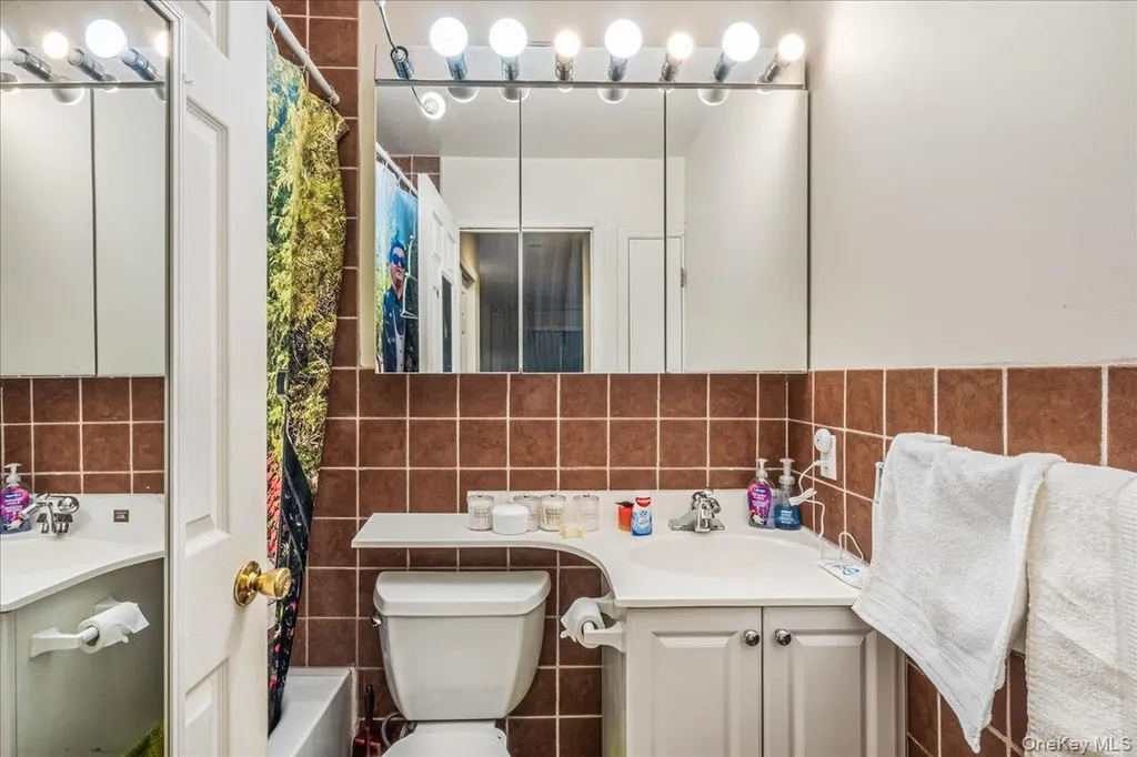 93-03 90th Avenue Woodhaven NY 11421