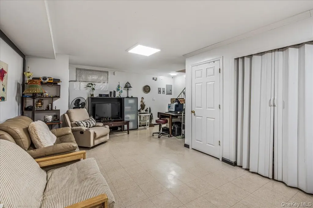 93-03 90th Avenue Woodhaven NY 11421