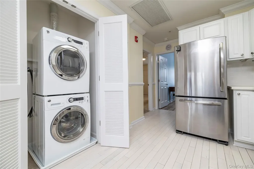 418 Willow Lane Valley Stream NY 11580