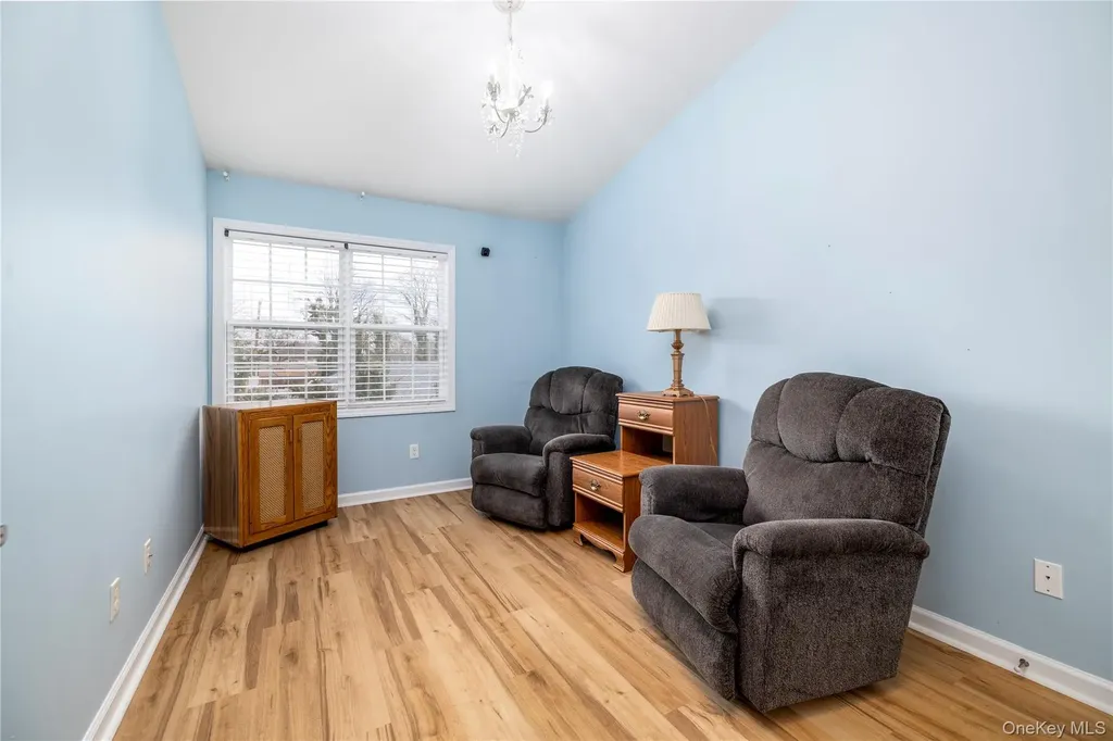 418 Willow Lane Valley Stream NY 11580