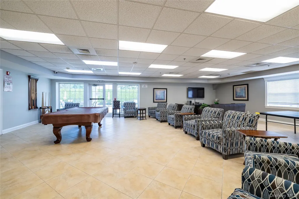 418 Willow Lane Valley Stream NY 11580