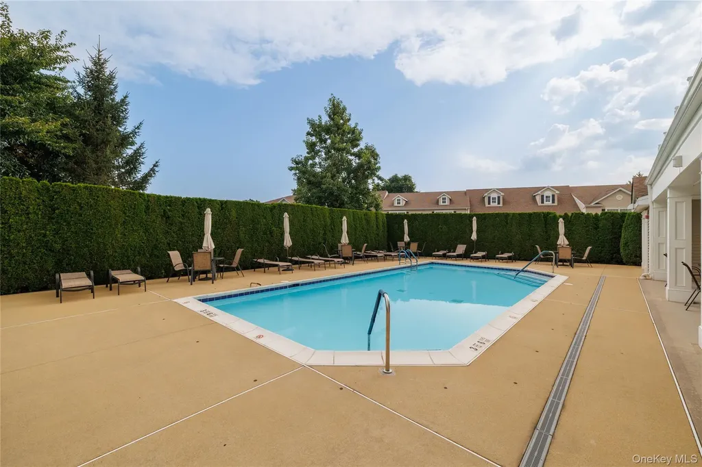 418 Willow Lane Valley Stream NY 11580