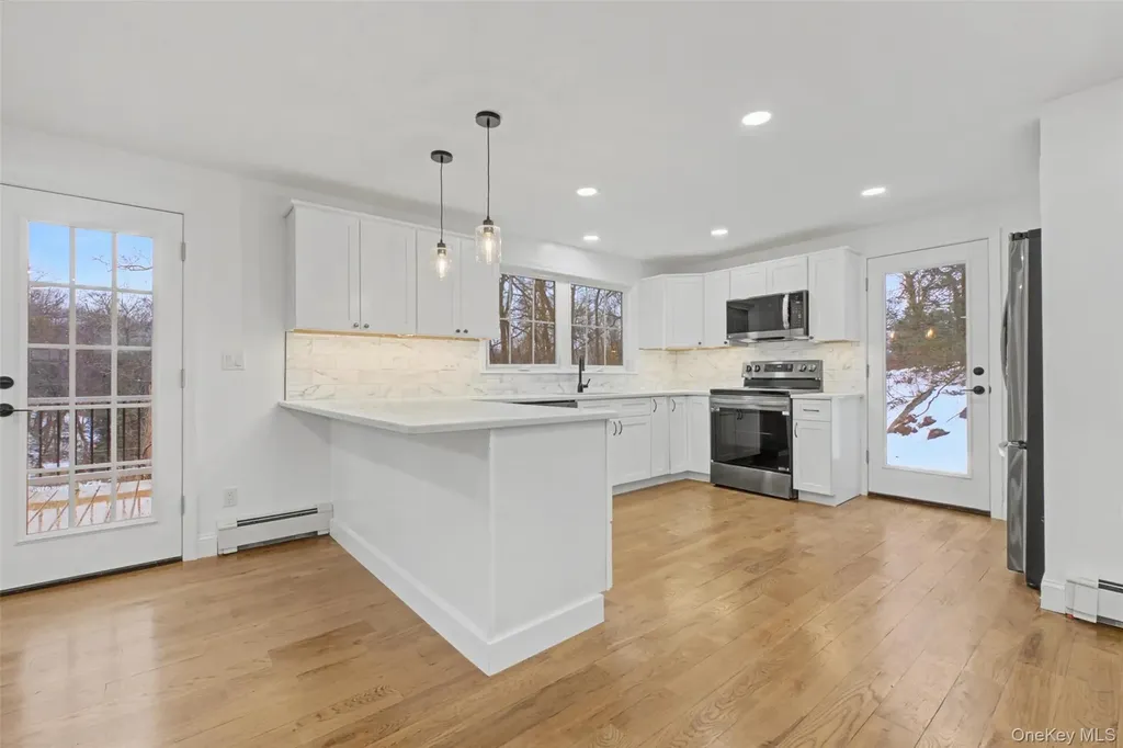 16 Cold Spring Road Putnam Valley NY 10579