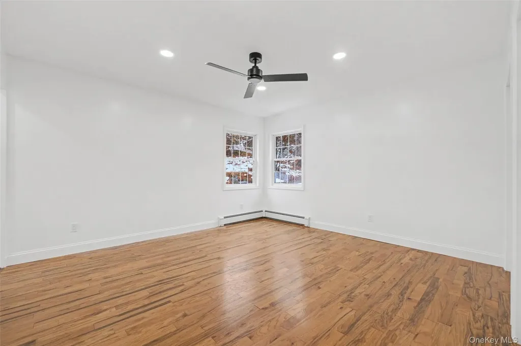 16 Cold Spring Road Putnam Valley NY 10579