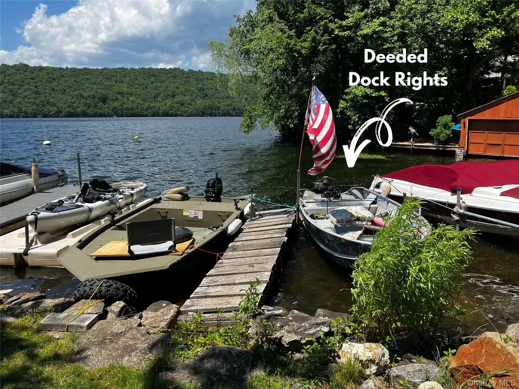 16 Cold Spring Road Putnam Valley NY 10579