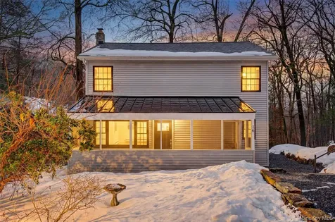 16 Cold Spring Road Putnam Valley NY 10579