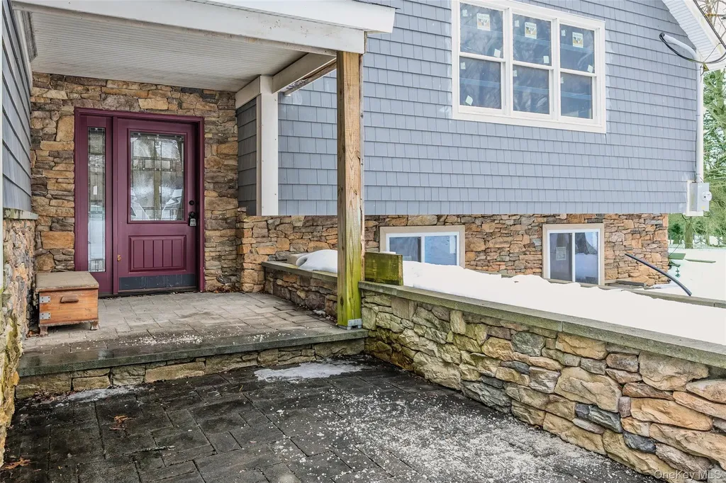 31 Valentine Road Shoreham NY 11786