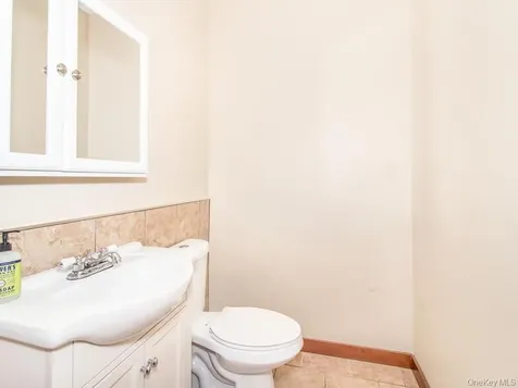 205-02 Jamaica Avenue Hollis NY 11423
