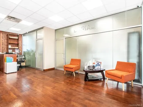 205-02 Jamaica Avenue Hollis NY 11423