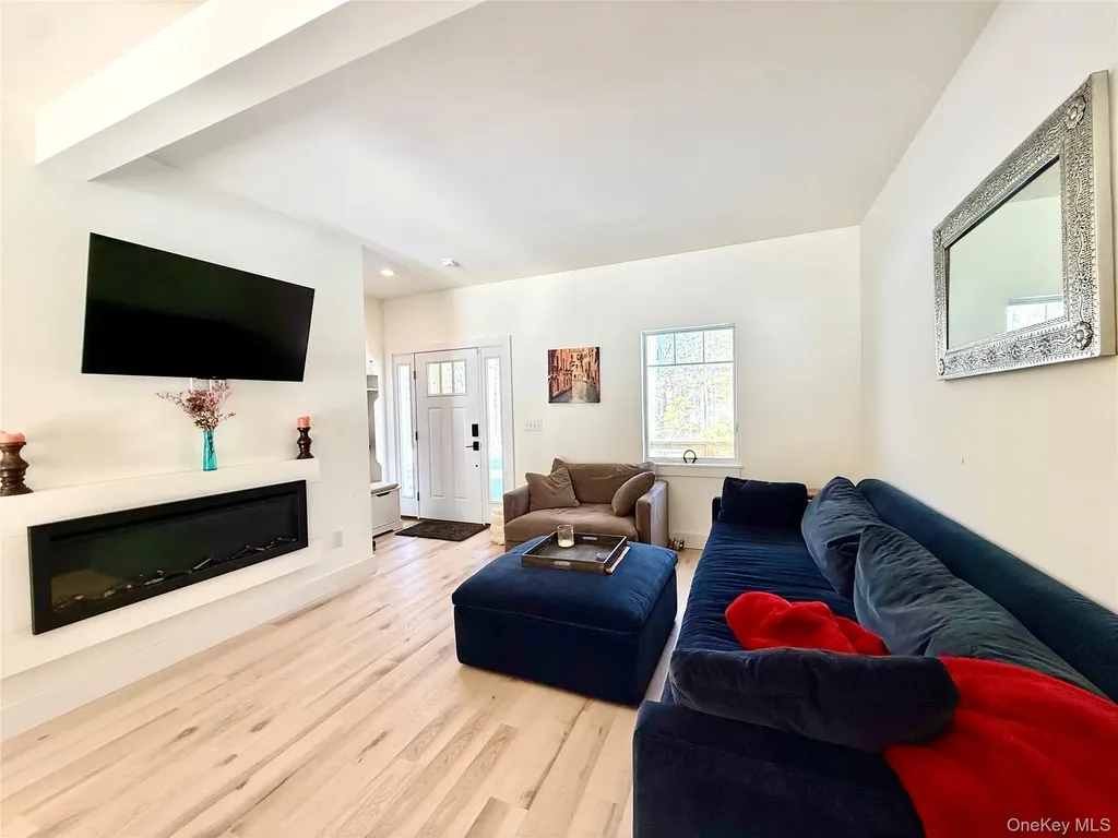 16 Leers Road Glen Spey NY 12737