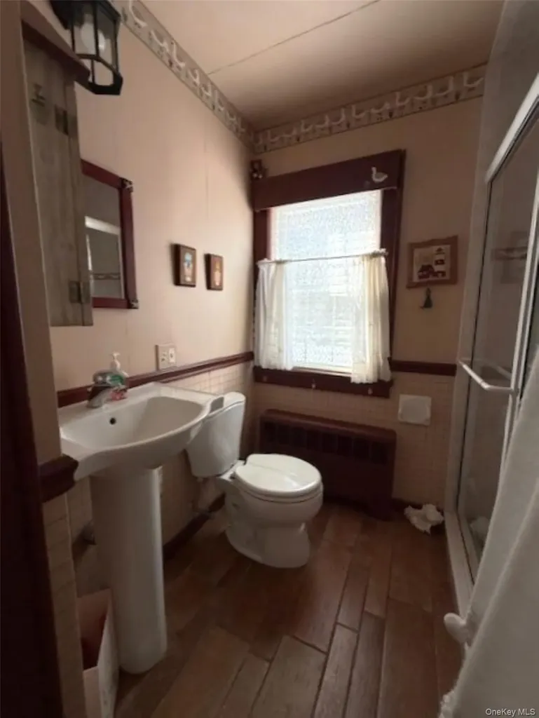 10 Phillips Street Red Hook NY 12571