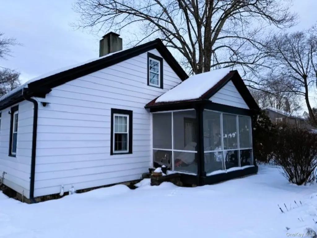 10 Phillips Street Red Hook NY 12571