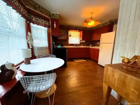10 Phillips Street Red Hook NY 12571