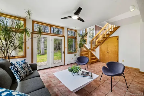 230 Sickletown Road West Nyack NY 10994
