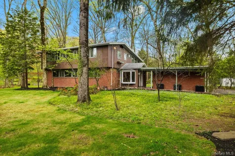 230 Sickletown Road West Nyack NY 10994