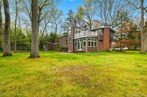 230 Sickletown Road West Nyack NY 10994