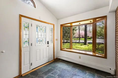 230 Sickletown Road West Nyack NY 10994