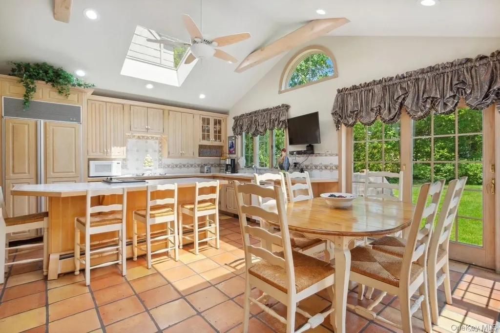 1345 Harbor Road Hewlett Harbor NY 11557